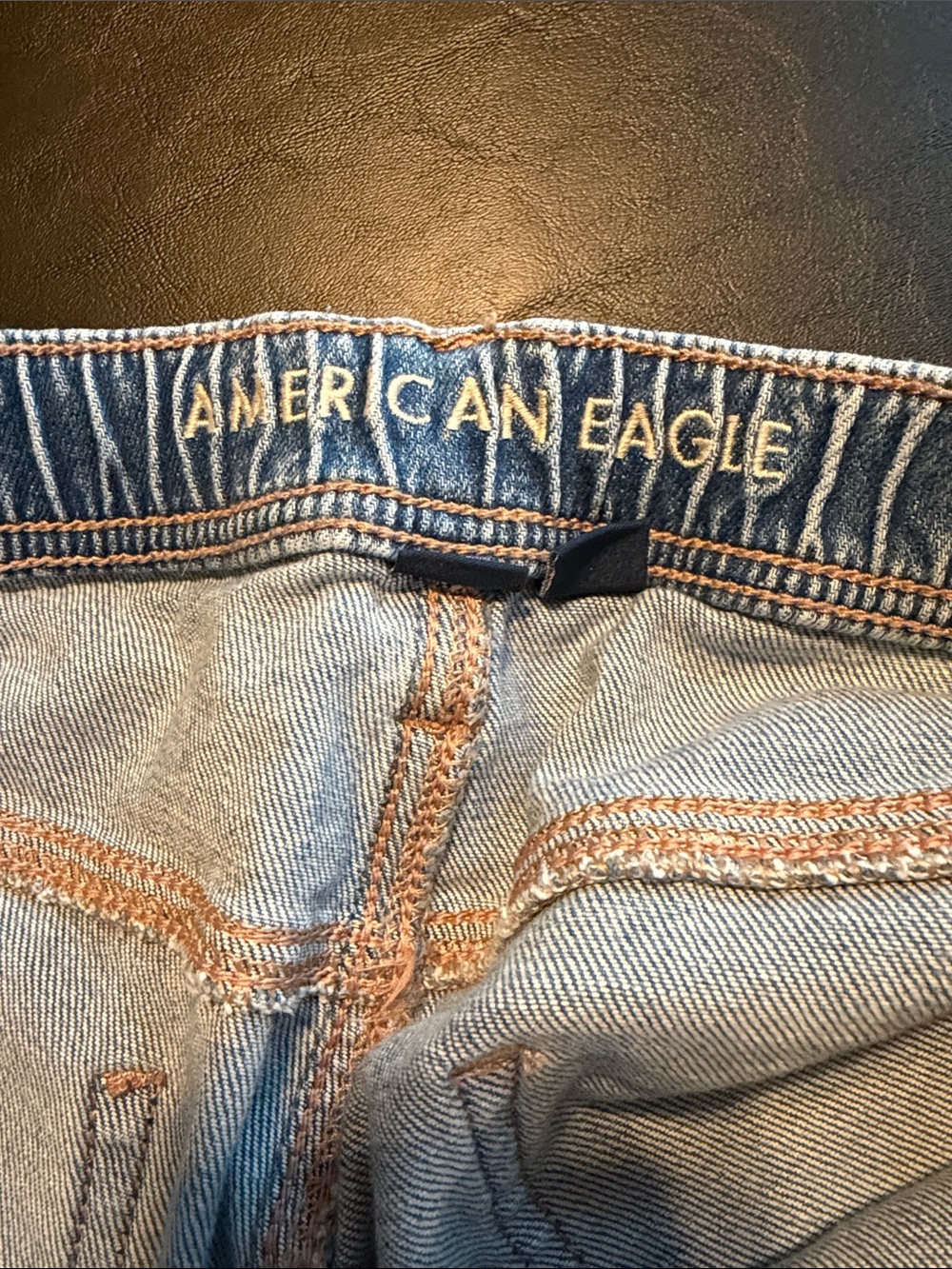 Woman’s American Eagle Outfitters Light Blue Cuffed Denim Shorts, Size 10 - Picture 3 of 4